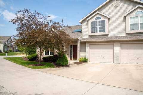 5426 Thornbriar Lane, Fort Wayne, IN 46835