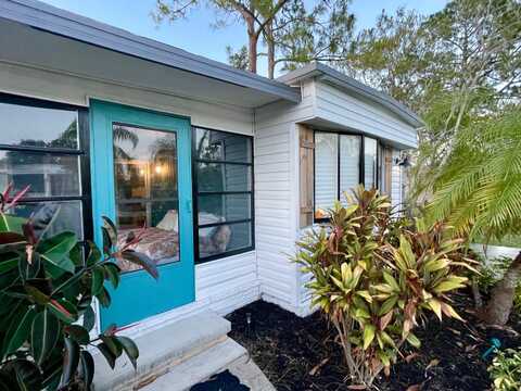 181 N Lake Dr, Leesburg, FL 34788