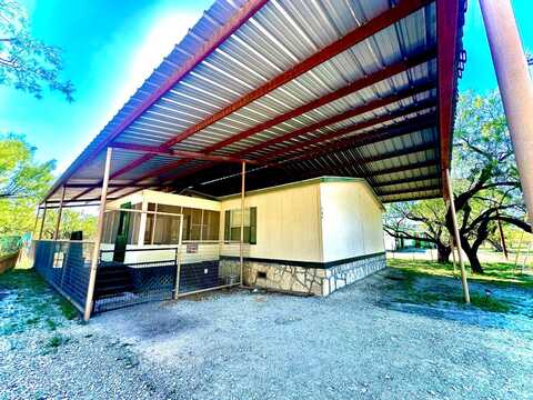 764 Fairway Circle, Brackettville, TX 78832
