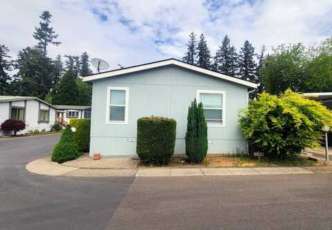 18485 SW Pacific Dr, Tualatin, OR 97062