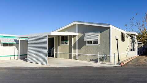 701 Montara Rd, Barstow, CA 92311