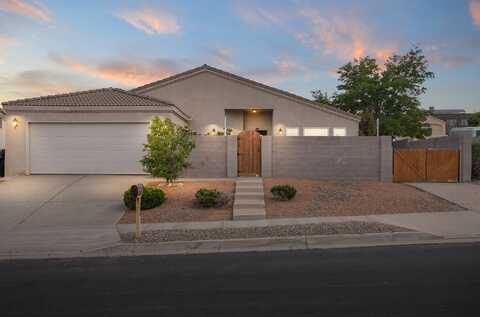4700 Crestridge Avenue NW, Albuquerque, NM 87114