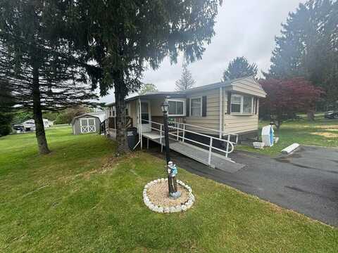 157 Duke Street, Walnutport, PA 18088