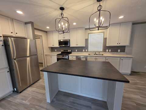 1267 Avenue A, Springfield, MI 49037