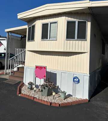 1550 South Coast Hwy, Oceanside, CA 92054