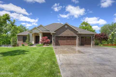 307 Fox Ridge Drive, Joplin, MO 64801
