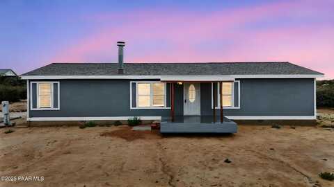 585 N Old Coach Trail, Humboldt, AZ 86327