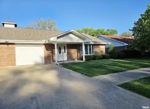 77 N AVENUE C, Canton, IL 61520