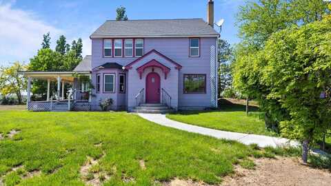 411 Moon Rd., Connell, WA 99326