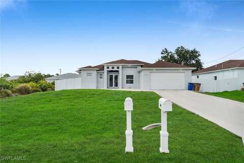2902 9th Street SW, Lehigh Acres, FL 33976