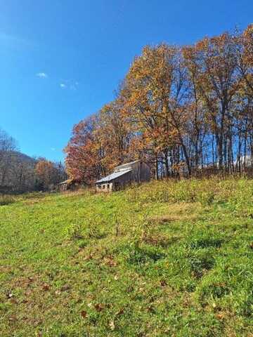 2219 HEWITT RD, SWOOPE, VA 24479