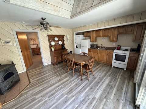 2156 White Oak Drive, East Stroudsburg, PA 18301