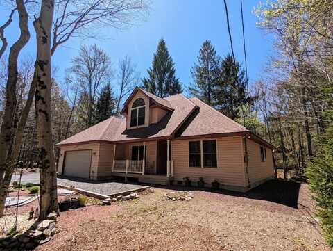 42 Wildflower Circle, Gouldsboro, PA 18424