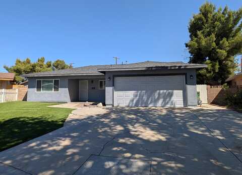 607 E Pondera Street, Lancaster, CA 93535
