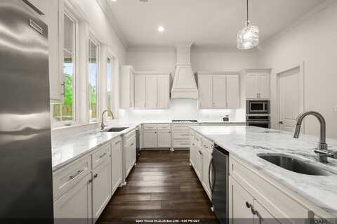 4718 Orchid St, Baton Rouge, LA 70808