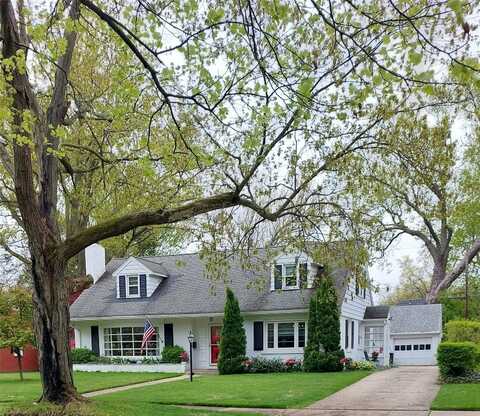 430 MOHAWK Drive, Erie, PA 16505