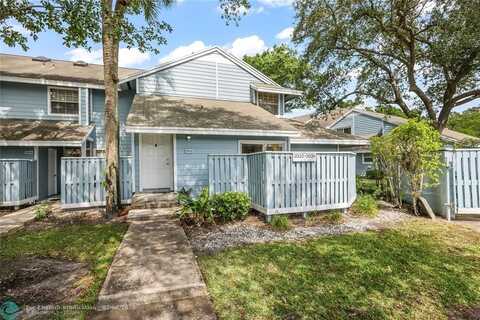 2032 Champions Way, North Lauderdale, FL 33068