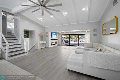 2455 Sugarloaf Ln, Fort Lauderdale, FL 33312