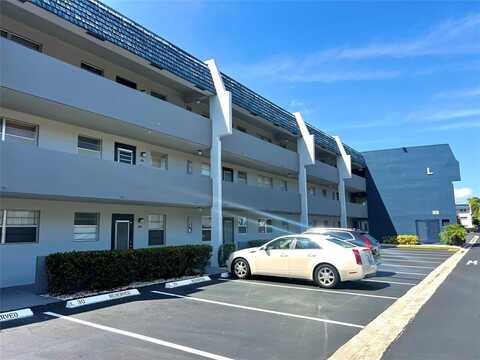 7897 Golf Circle Dr, Margate, FL 33063