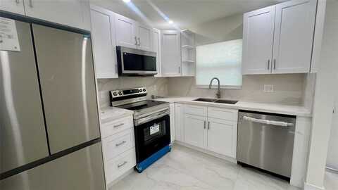 2801 N 34th Ave, Hollywood, FL 33021
