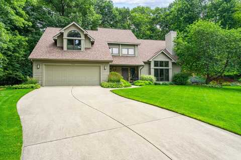 2495 DEERPATH Drive, GREEN BAY, WI 54302