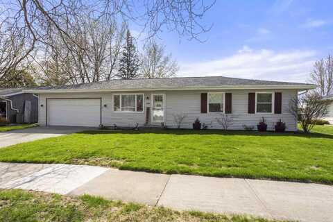 1909 SULLIVAN Avenue, KAUKAUNA, WI 54130