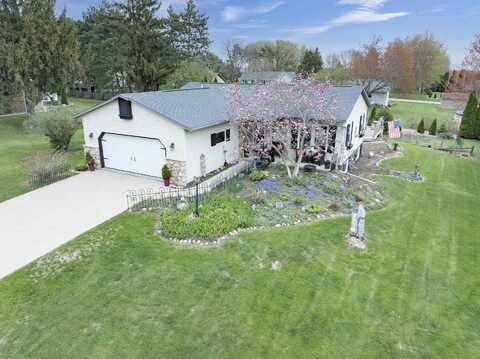 8322 PINE CONE Circle, LARSEN, WI 54947