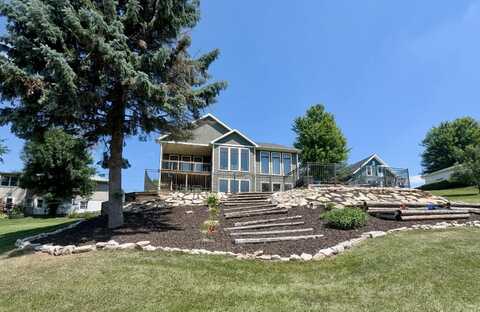 519 PARK Avenue, LITTLE CHUTE, WI 54140
