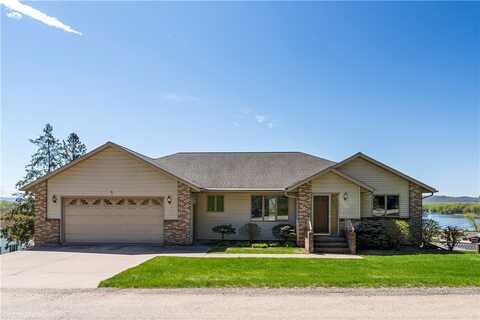 715 S Hill Street, Fountain City, WI 54629