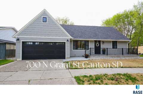 700 N Grant St, Canton, SD 57013