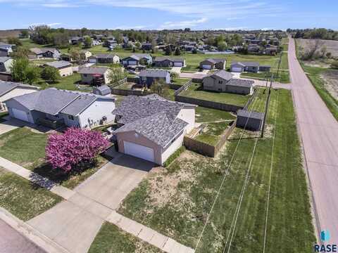 501 David Ave, Baltic, SD 57003