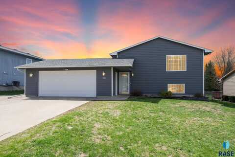 531 Aana Ave, Baltic, SD 57003