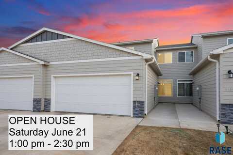 8162 E Tencate Pl, Sioux Falls, SD 57110