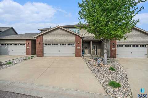 7547 S Grand Arbor Pl, Sioux Falls, SD 57108