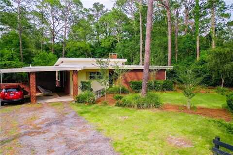 1303 Jasmine Circle, Waycross, GA 31501