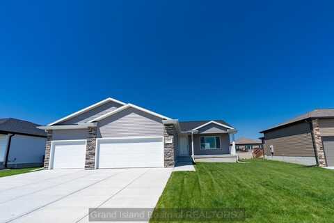 1424 Sagewood Ave, Grand Island, NE 68803