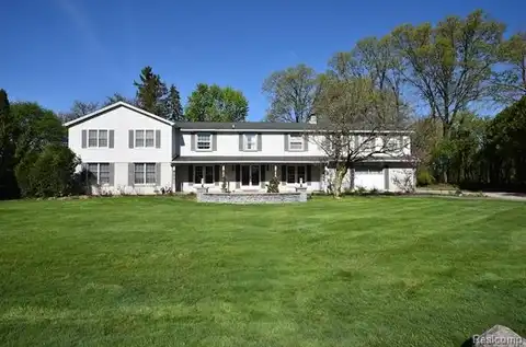 5100 Kings Gate Way, Bloomfield Hills, MI 48302