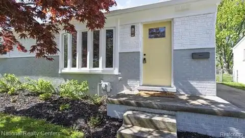 32687 MERRITT Drive, Westland, MI 48185