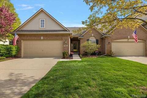 8133 SPRINGDALE Drive, White Lake, MI 48386