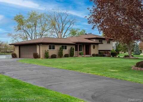 9145 SANDY RIDGE Drive, White Lake, MI 48386