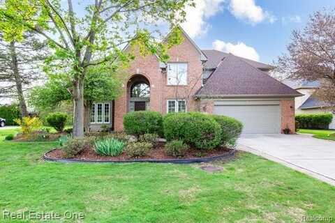 38175 LANTERN HILL Court, Farmington Hills, MI 48331