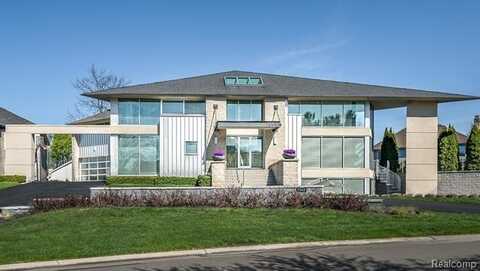 1363 Forest Bay Drive, Waterford, MI 48328