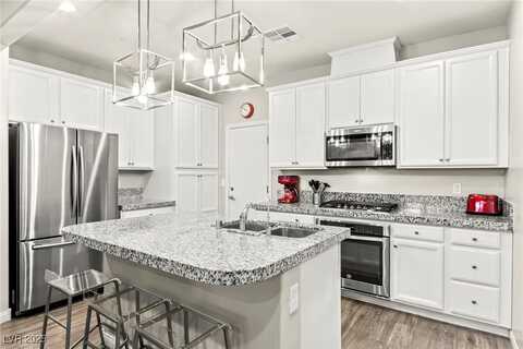 160 Lomita Heights Drive, Las Vegas, NV 89138