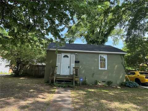 14 Pollux Circle, Portsmouth, VA 23701
