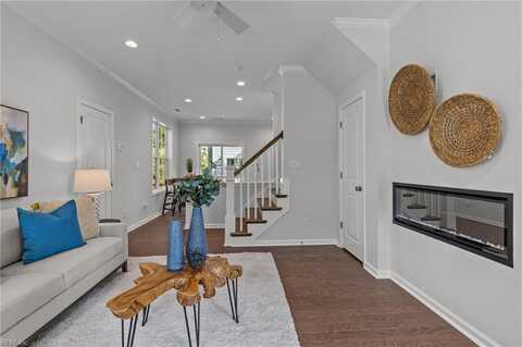 308 25 1/2 Street, Virginia Beach, VA 23451