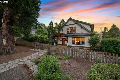 785 3RD ST, Lake Oswego, OR 97034
