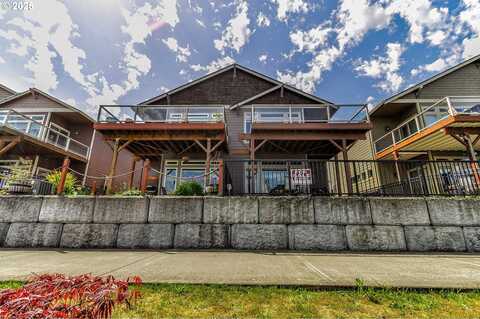 813 KING DR, Rainier, OR 97048