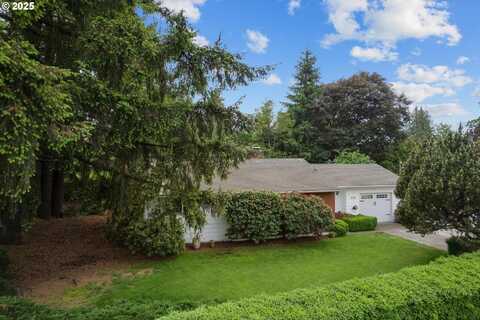 8730 SW BARNES RD, Portland, OR 97225