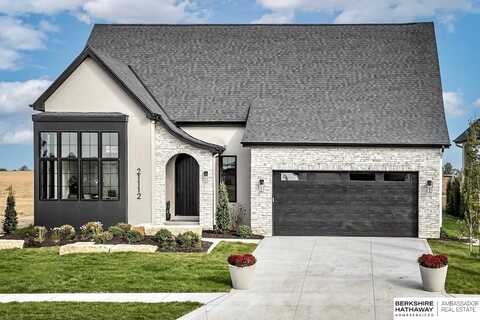 21112 Laurel Avenue, Omaha, NE 68022