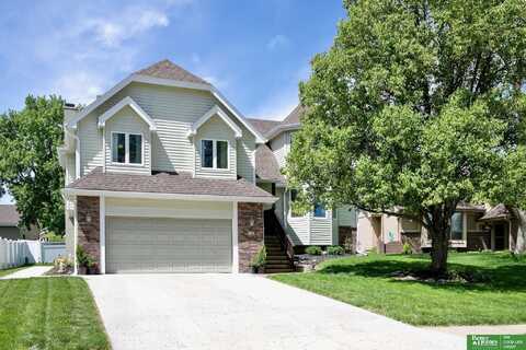 1204 Castana Circle, Papillion, NE 68046